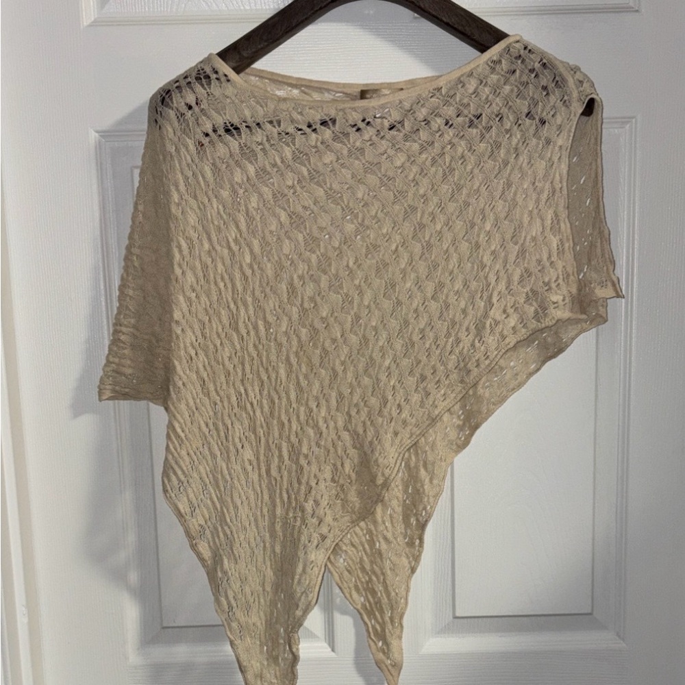 Nordstrom Shawl eggshell color loose crochet one size handkerchief asymmetrical